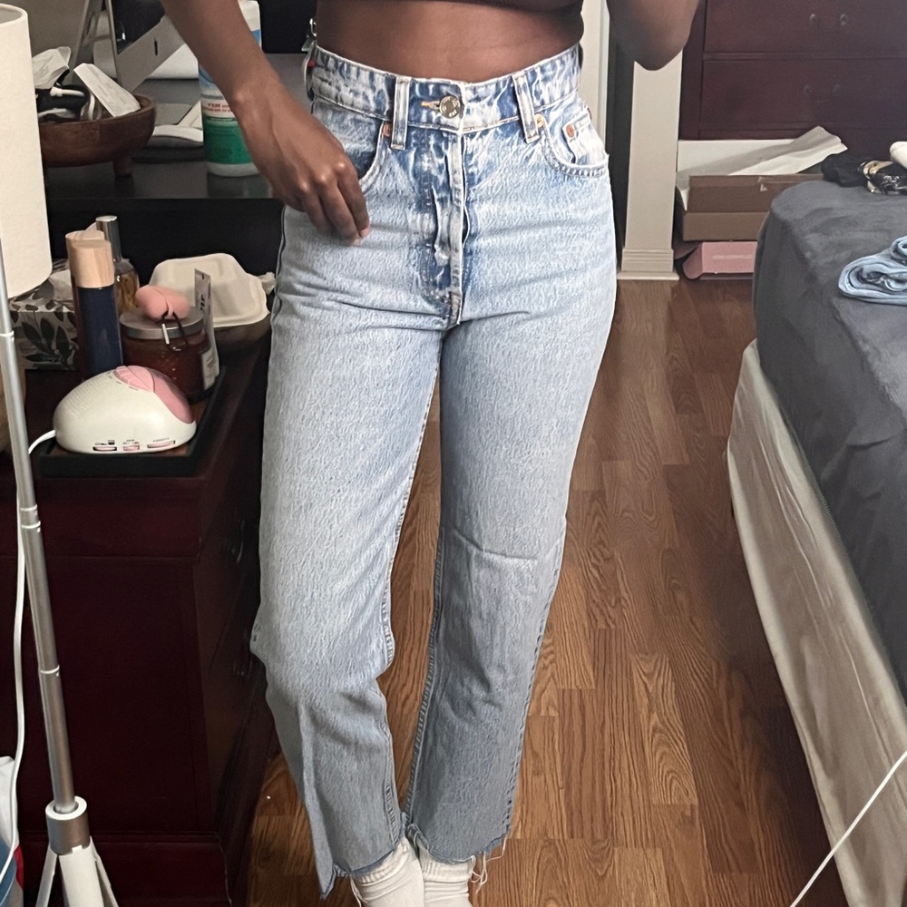 Zara -  Blue High-waisted Jeans (0)